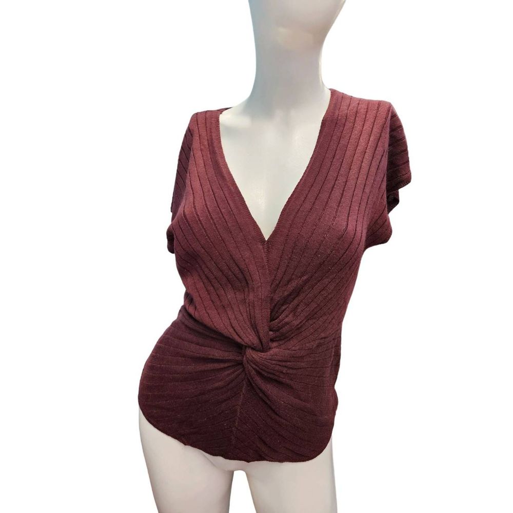 New York & Co Maroon Twist Front sweater Size Small
